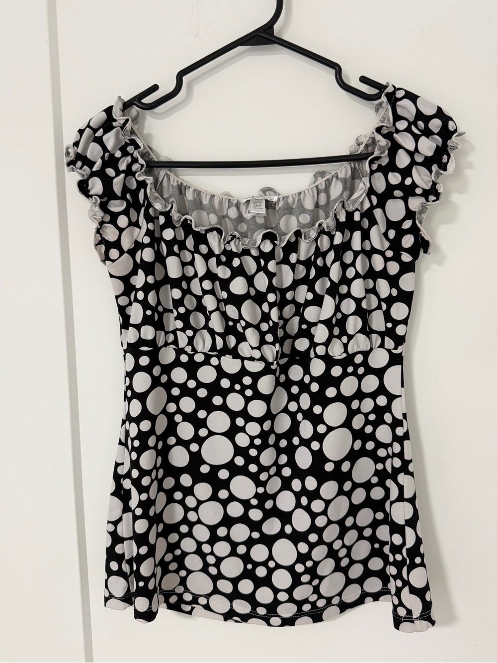 Polka dot off shoulder tank top - Size S (stretchy)